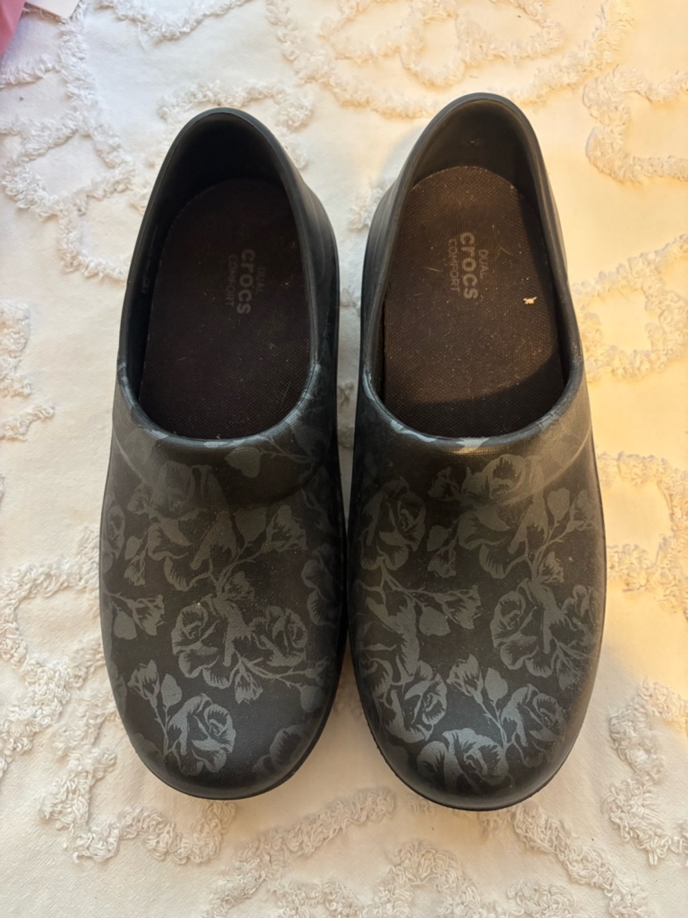 CROCS Women's Black Floral Slip-On Clogs